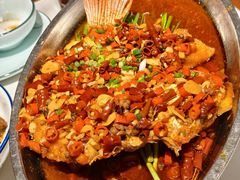 回娘家的香辣鱼-回家吃饭·地道南昌菜(建德观总店)