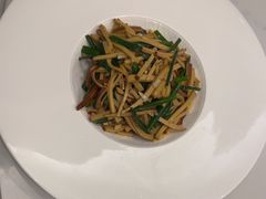 -新丁香海鲜酒店(银海商贸城店)