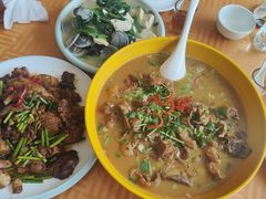 -凤百年大骨鸡饭庄