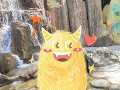 -雪山彩虹谷景区