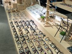 -Trend1881视光·蔡司视觉(领展广场店)