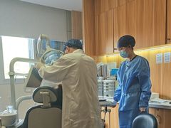 -上海仁爱医院口腔科 · 种植