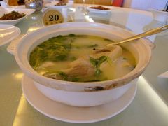 酸汤鱼圆湖鸭-临江仙酒店