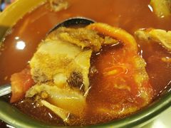 番茄牛尾汤-曾牛肉