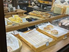 -房角石咖啡与书(吉大南校店)