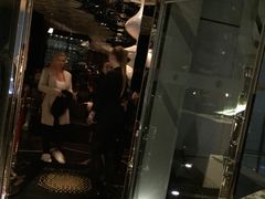 -OZONE 顶楼酒吧(香港丽思卡尔顿酒店)