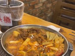 -喇喇排骨火锅·传统韩式脊骨汤(望京西园总店)