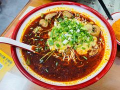豌豆肥肠面-杨大叔爱面子·四川小吃(岗头店)
