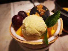 金椰冰激凌（单球）-金椰壳· 大厨新加坡菜(壹方城店)