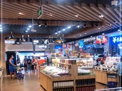 面包甜点陈列柜-盒马鲜生(岭南新世界店)