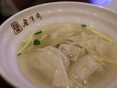刀鱼馄饨-老半斋(福州路店)