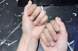 -闺蜜时间美甲美睫皮肤管理中心