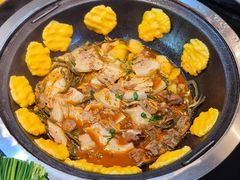 -炖四方东北铁锅炖·烧烤小龙虾(中豪国际店)