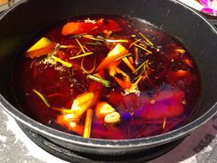 -三人行骨头王火锅(长寿店)