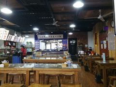 大堂-陇上全荟兰州传统牛肉面(延吉路店)