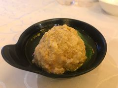 蟹粉狮子头-新镇江酒家(南京西路店)