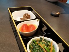 -铭牛烧肉·和牛海鲜自助(高新月牙湖店)