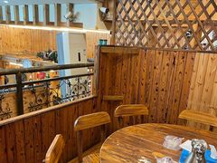 大堂-老东镇啤酒屋海鲜加工·蒸汽海鲜·海鲜烧烤(台东店)