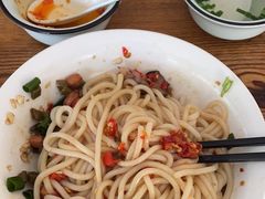 -牛八宝桂林米粉(八里庄店)