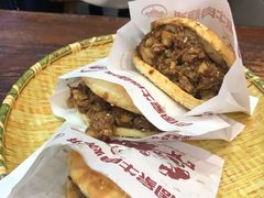 牛肉烧饼（多肉）-穆得·老周家牛肉烧饼(普利街店)
