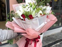 -FEI FEI FLOWER鲜花店·气球派对·宝宝宴布置(虹口德必运动Loft店)
