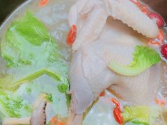 农家土鸡煲-国生茶庄·地道农家菜团建活动