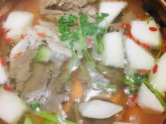枸杞养生滩羊涮肉锅-羊肉街口老银川滩羊涮肉馆