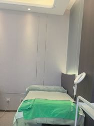 -苗方清颜·祛痘皮肤管理