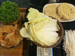 -四点金潮汕鲜牛肉火锅(金猴名居店)