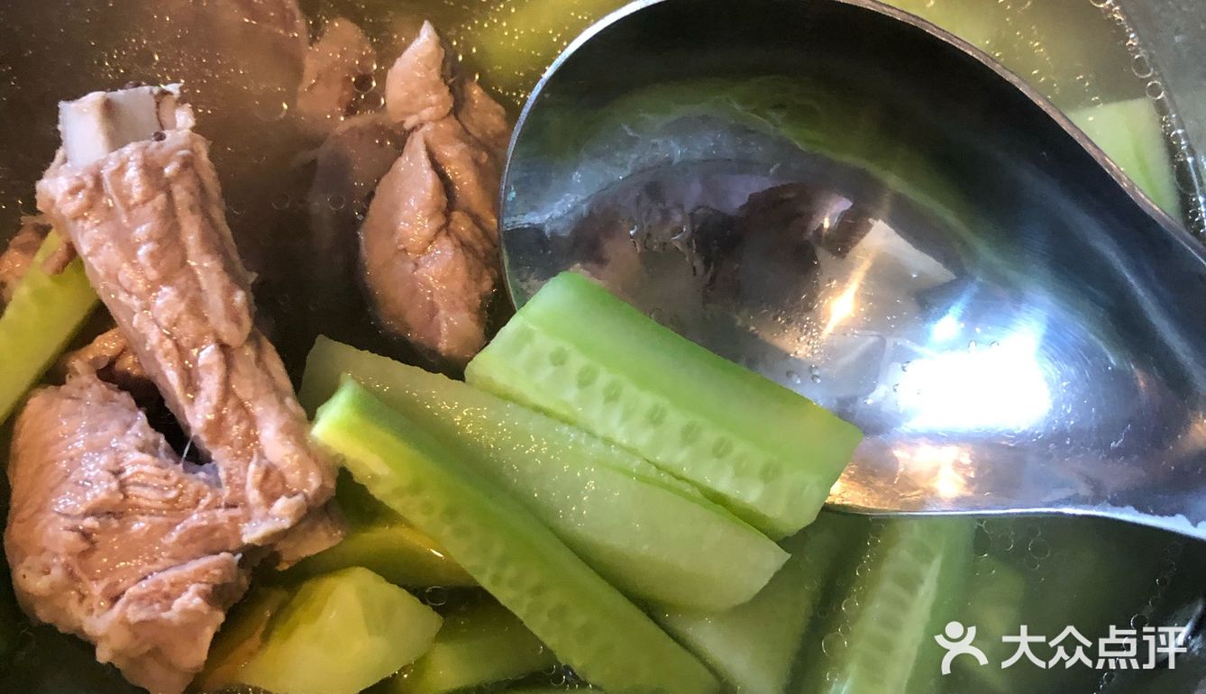 肉价上涨还是停不下来的仔排黄瓜汤
