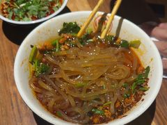 -万记麻辣烫国展总店