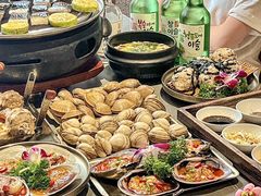 -围炉肉舍•炭烤活鳗•丹东海鲜烤肉(步行街店)