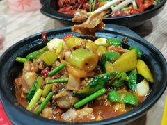 干锅牛蛙-江城燕子大排档(江汉路步行街店)