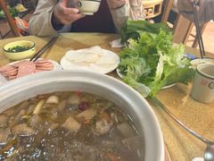 -东巴谷野生菌火锅餐厅