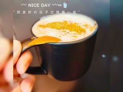 -星巴克臻选(上海合生汇1F店)