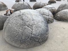 -摩拉基大圆石
