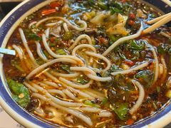 -云阿蛮云南生烫牛肉米线(奉贤路店)