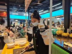 -争先鲜·蒸汽海鲜自助·鲜切牛肉