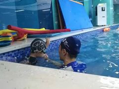 -Swim斯卫姆国际儿童游泳中心(红博中央公园店)