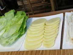 -陆记牛庄·碳锅龙虾烧烤(爱上花园店)