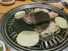 -唯成•韩国炭火烤肉 유성고기