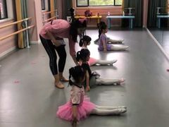 -雅米拉艺术中心(少儿舞蹈培训)