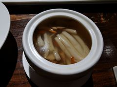 清鸡汤炖松茸-金枝玉叶上海人家食府(三里河店)