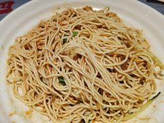-肥肥虾庄·金牌油焖大虾(杨园滨江时代walk店)