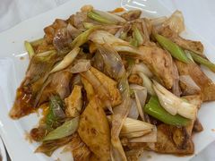 葱烧豆腐-渔民船说·北塘海鲜·天津菜·海肠捞饭(北塘古镇店)
