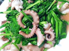 -东来菜馆•手抓海鲜家常菜•海鲜锅贴(鸽子窝店)