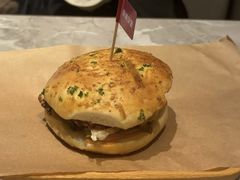 -必胜客(尹山湖歌林公园店)