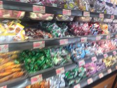 零售区-老婆大人量贩零食连锁(萧山临浦店)