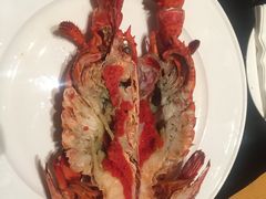 -大中华希尔顿酒店-念自助餐·嗨啤·小龙虾