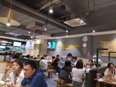 大堂-木屋烧烤(岗顶二店)